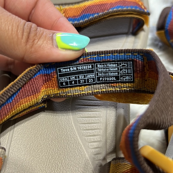 Teva HURRICANE XLT2
 Vista Sunset - Picture 4 of 4